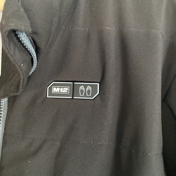 Milwaukee 2XL heated womens jacket - Picture 3 of 3